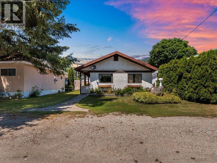 Property Photo: 1917 Beaver Street BC V0G 1L0