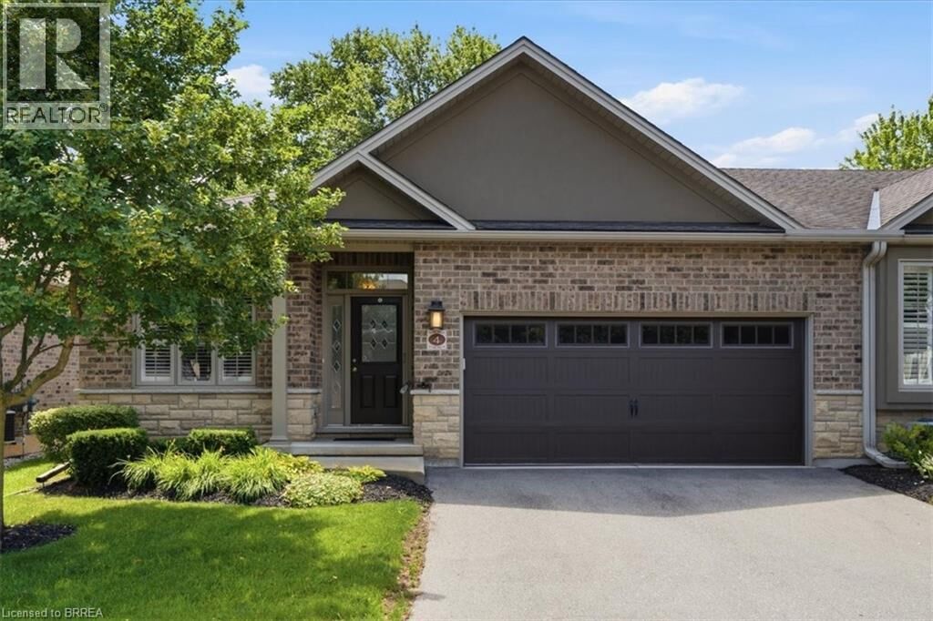 Property Photo: 30 Cedar Street 4 ON N3L 0A1