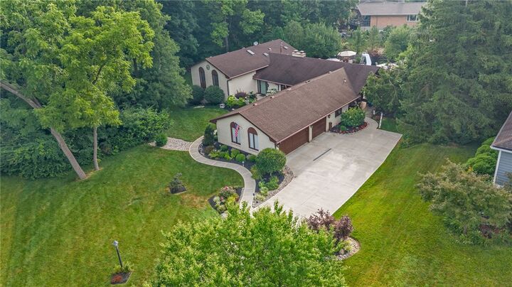 Property Photo:  1995 Indian Head Road  OH 45459 