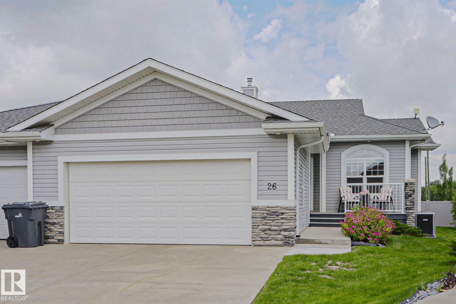 Property Photo:  26116 Hghway 16 26  AB T7Y 1A1 