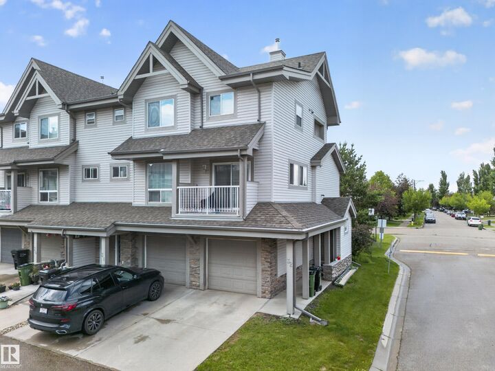 Property Photo: 12050 17 Avenue SW 32 AB T6W 1X4