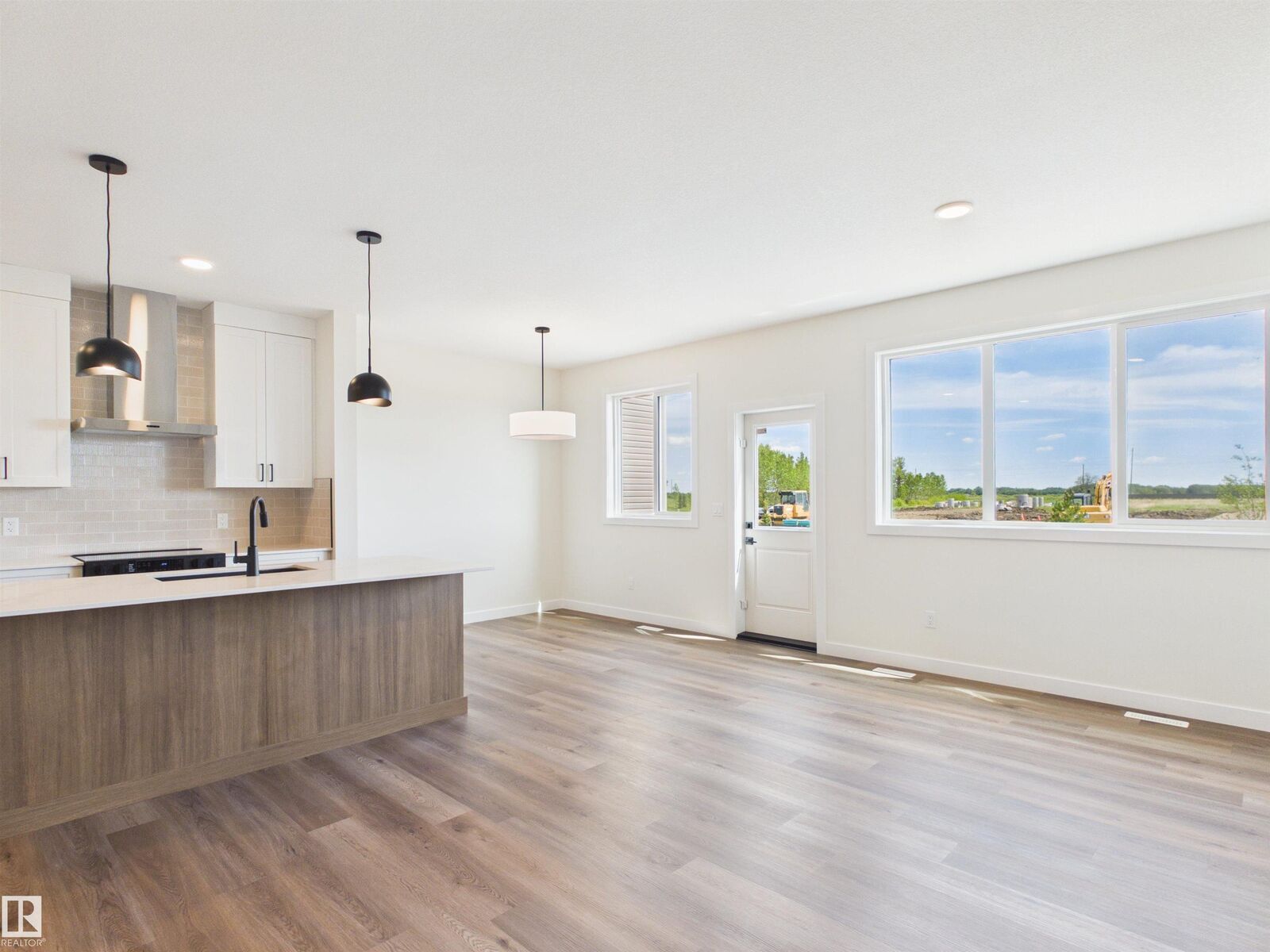 Property Photo:  117 Hilton Cove  AB T7X 1Y4 