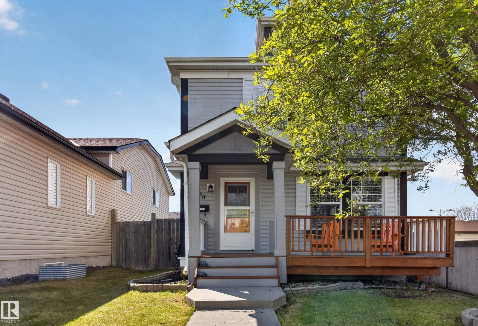 Property Photo: 58 Summerfield Point(E) AB T8H 2P6