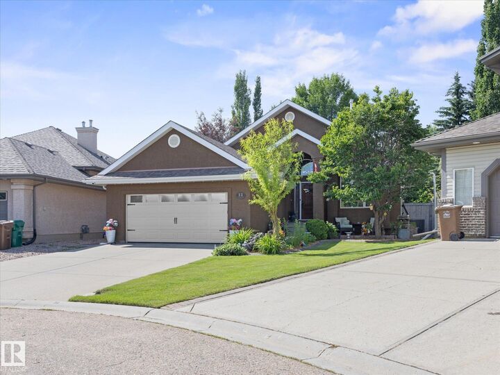 Property Photo: 13 Lafleur Drive AB T8N 5Y1