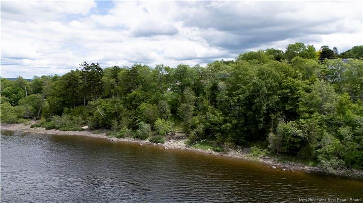 Property Photo:  663 Gondola Point Road  NB E2E 1L7 