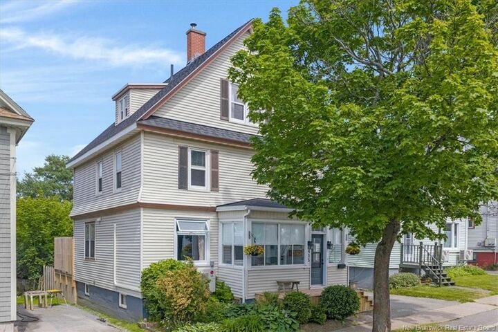 Property Photo: 455 Demonts Street NB E2M 1R5
