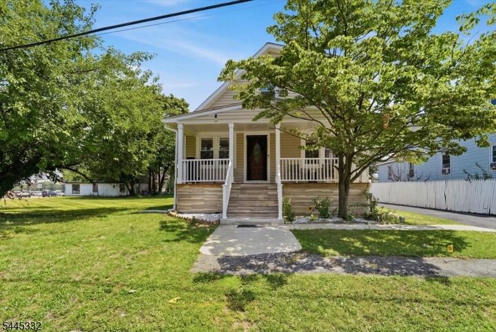 Property Photo: 409 Hancock St NJ 07080