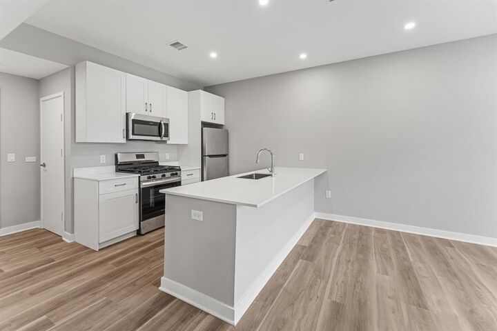 Property Photo: 475 Communipaw Ave 301 NJ 07304