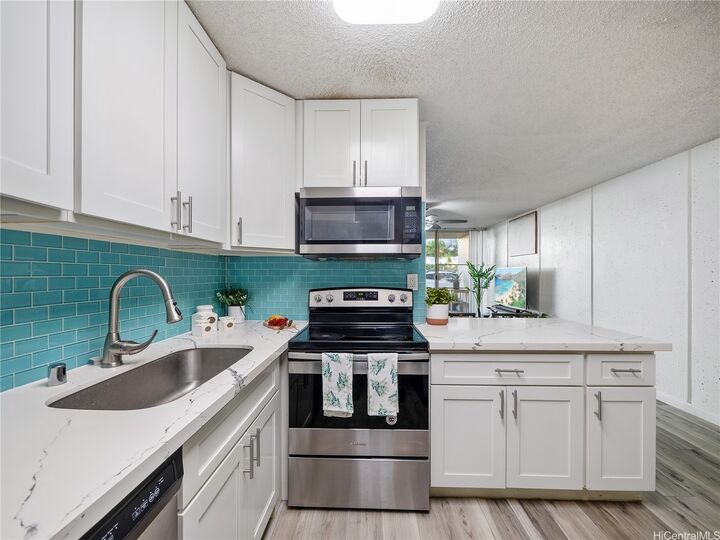 Property Photo:  95-055 Waikalani Drive H107  HI 96789 