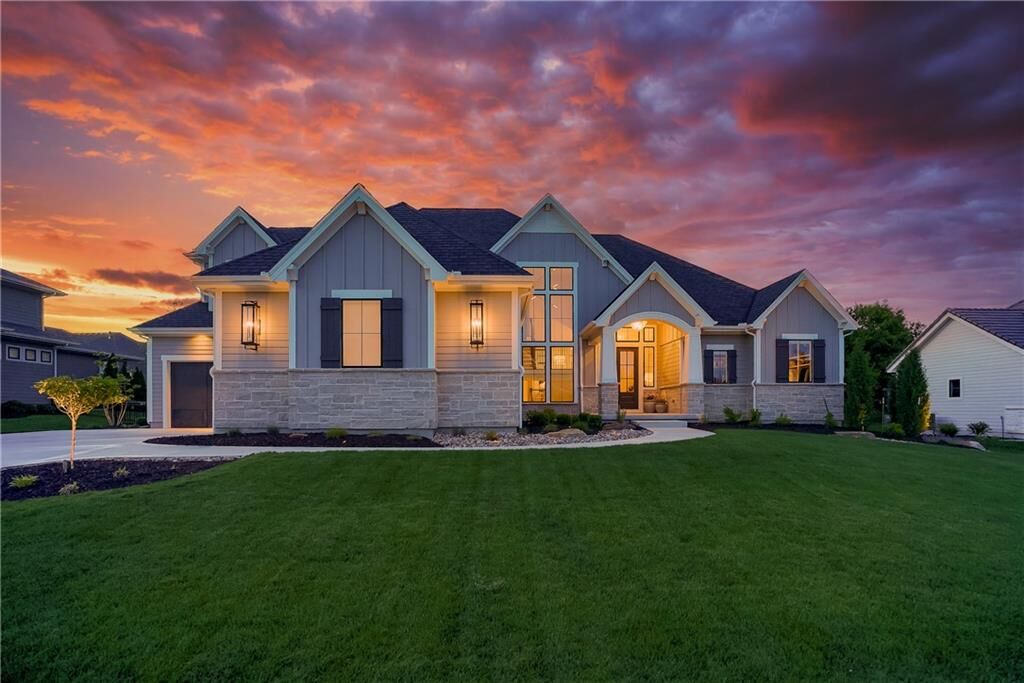 Property Photo: 17220 Goddard Street KS 66221