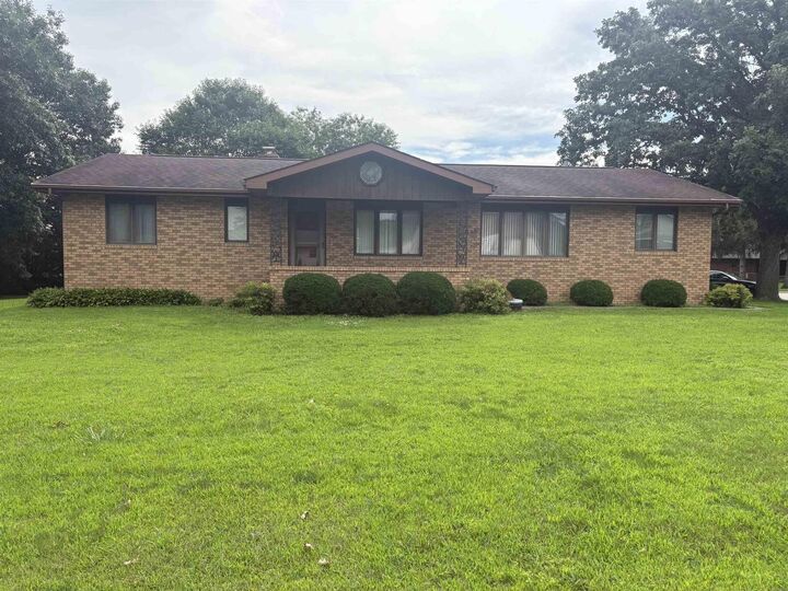 Property Photo:  1135 Main Street  IA 50648 