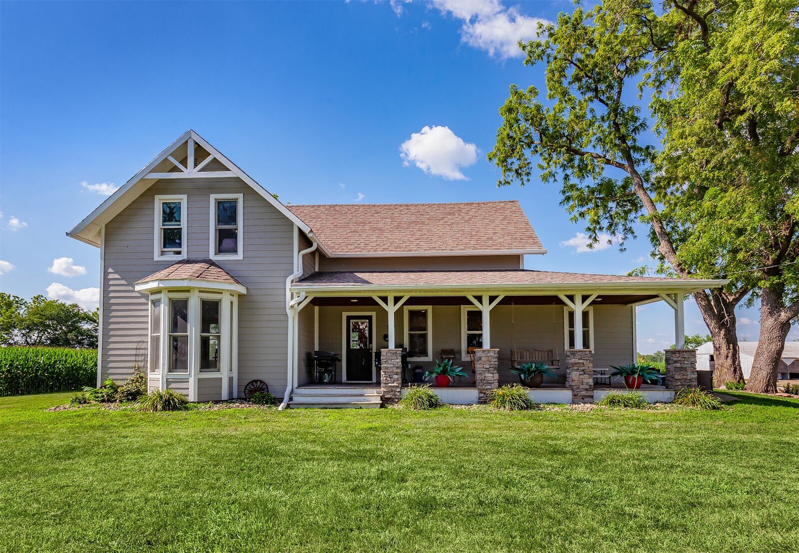 Property Photo: 3229 305th Lane IA 50257