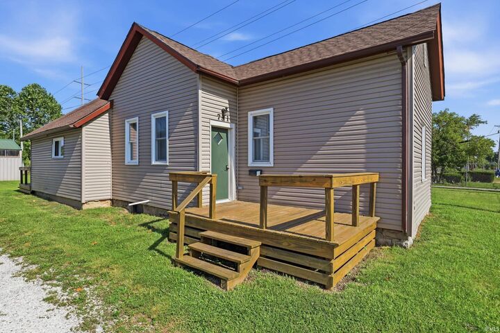 Property Photo:  731 Saint Francis Drive  IN 46808 
