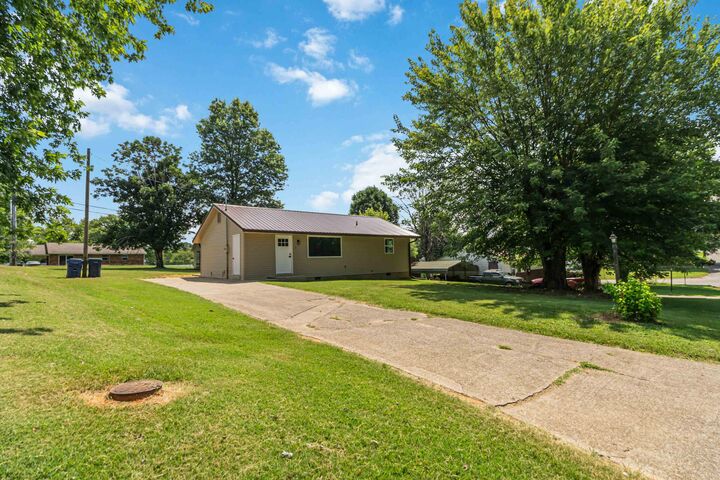 Property Photo:  5213 Beechwood Drive  KY 42501 