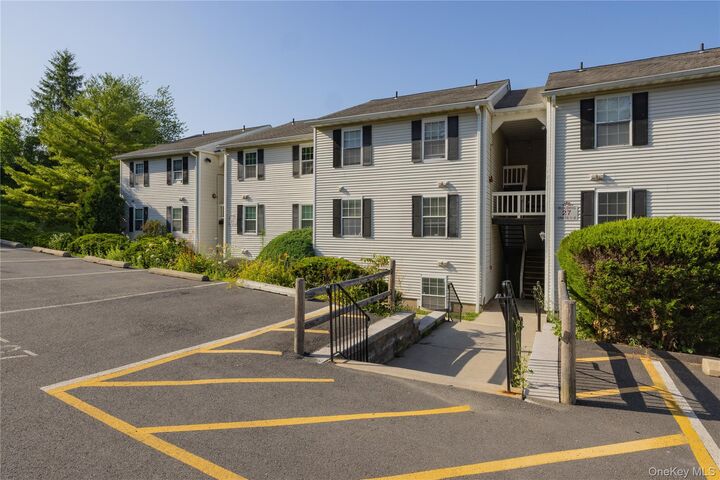 Property Photo: 27 Lexington Hill 8 NY 10926