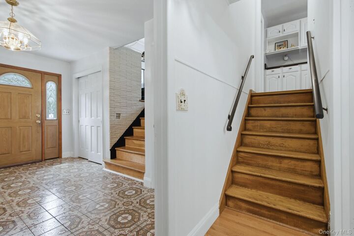 Property Photo: 2289 Sultana Drive NY 10598