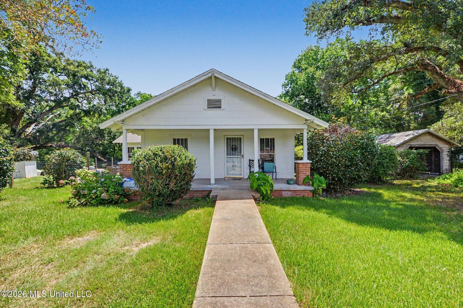 Property Photo:  118 Don Vincent Drive  MS 39452 