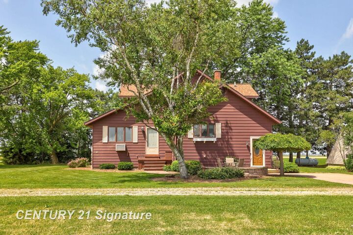 Property Photo: 7820 W Darbee Road MI 48733