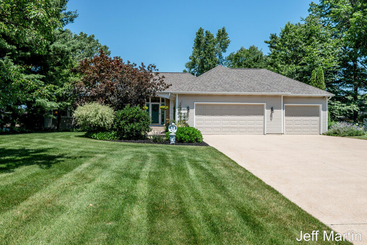 Property Photo:  1901 Goldeneye Drive  MI 49424 