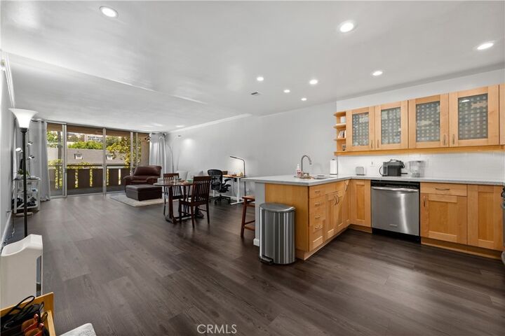 Property Photo: 11044 Ophir 403 CA 90024