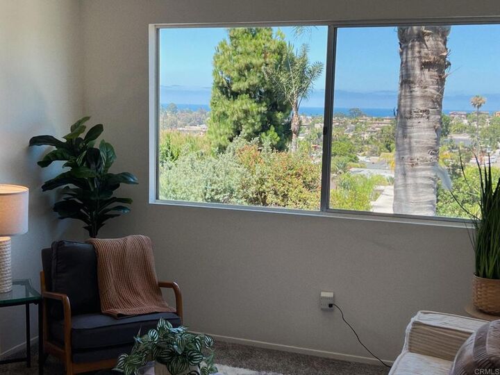 Property Photo:  155 Rosebay Dr 2  CA 92024 