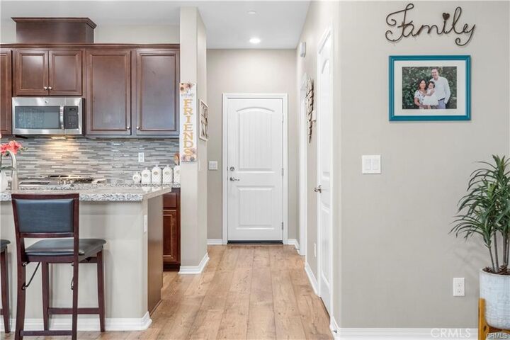 Property Photo:  40311 Calle Real  CA 92563 