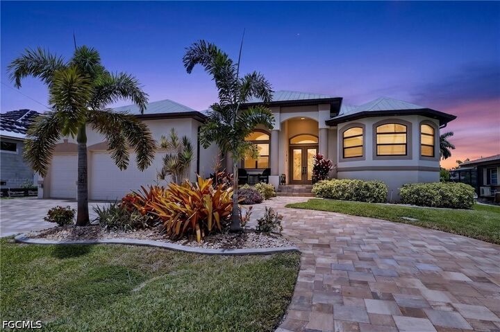 Property Photo: 5346 Malaluka Court FL 33904