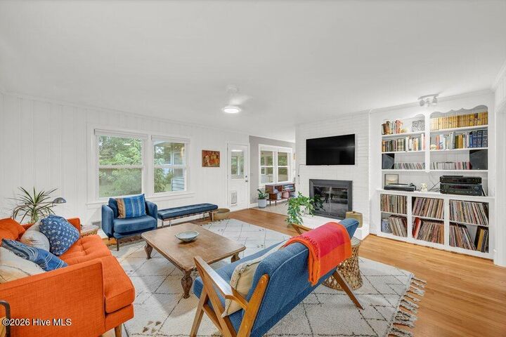 Property Photo:  309 Longstreet Drive  NC 28412 