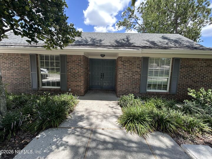 Property Photo: 1607 Sheffield Place FL 32073