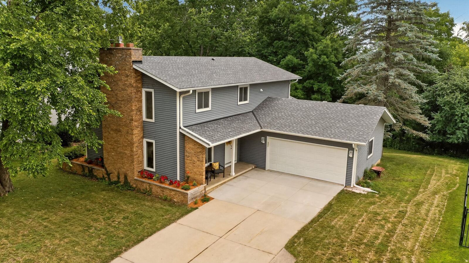 Property Photo: 2222 Telemark Lane NW MN 55901