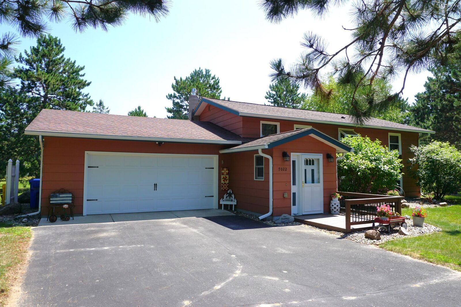 Property Photo: 7022 Dickinson Drive NW MN 56601