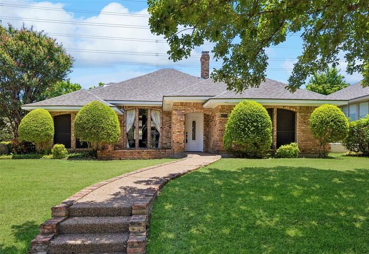 Property Photo:  6600 Canalview Drive  TX 76016 