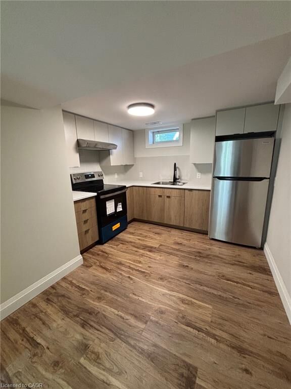 Property Photo:  115 Speedvale Avenue W  ON N1H 1K1 