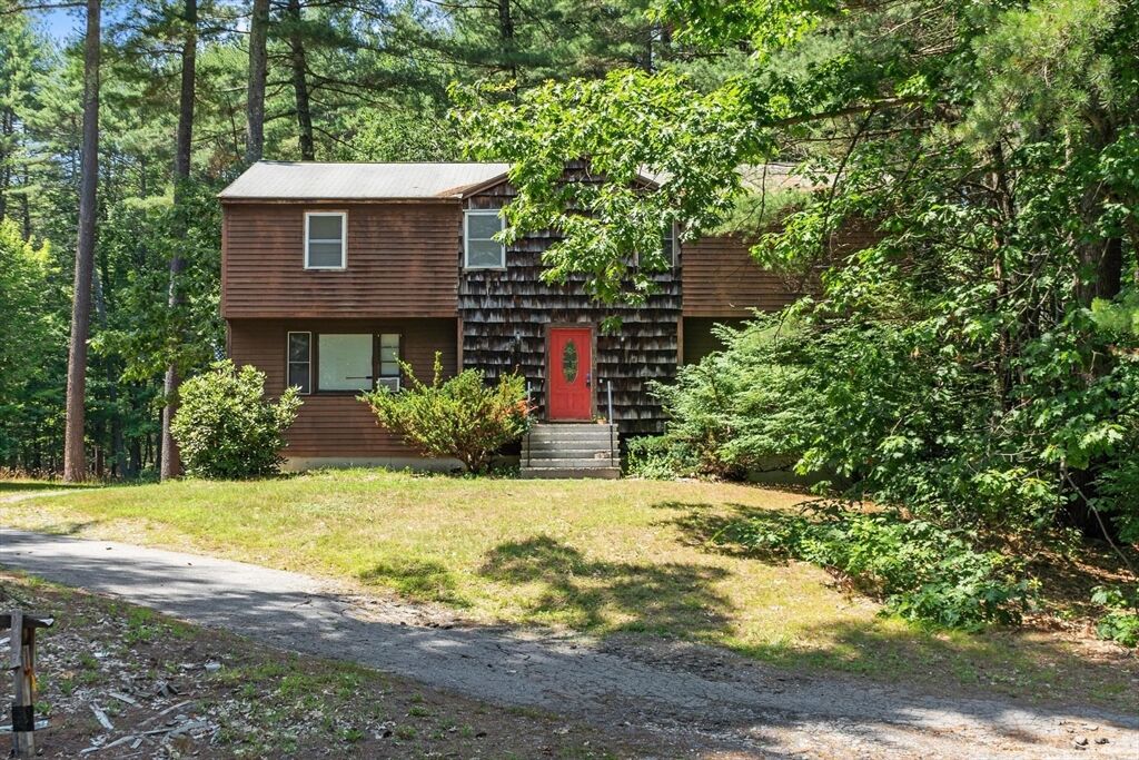 Property Photo:  198 Hayden Rd 198  MA 01450 