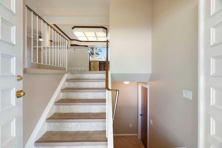 Property Photo: 427 Queensland Road SE AB T2J 3S5