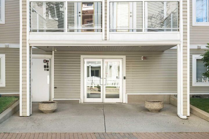 Property Photo:  290 Shawville Way SE 409  AB T2Y 3Z9 