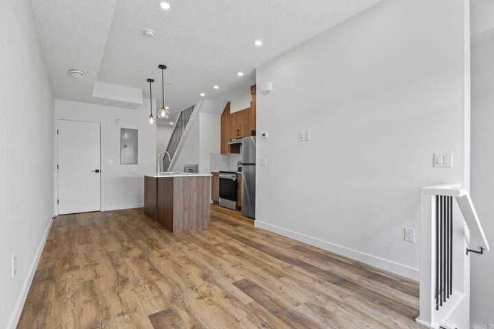 Property Photo: 156 Park Street 118 AB T4C 3H3