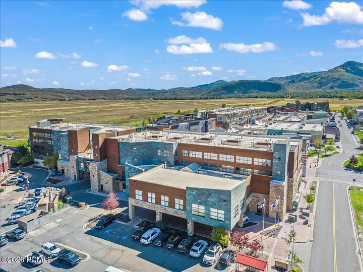 Property Photo: 1476 W Newpark Boulevard 202 UT 84098