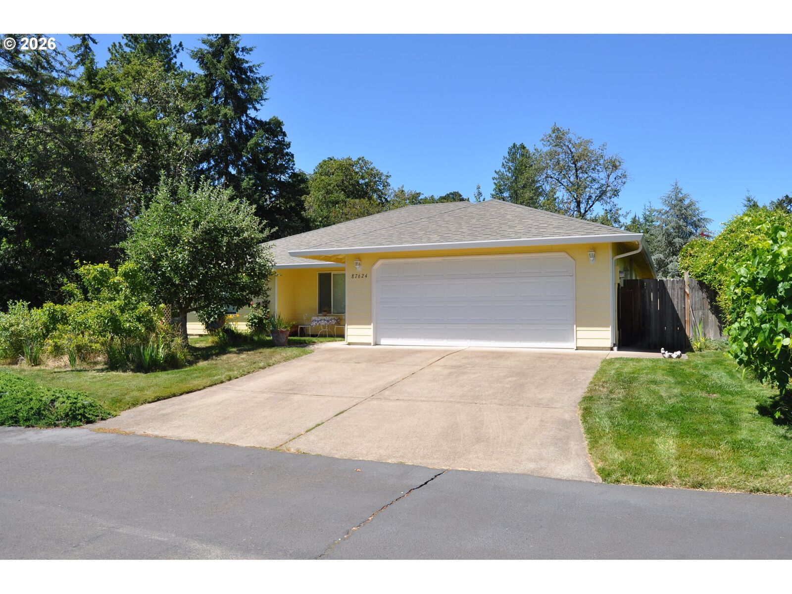 Property Photo:  87624 Trek Dr  OR 97487 