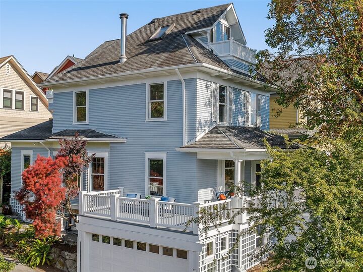 Property Photo: 732 15th Avenue WA 98122