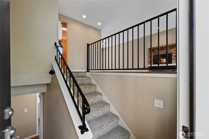 Property Photo:  2818  111th Place SE  WA 98208 