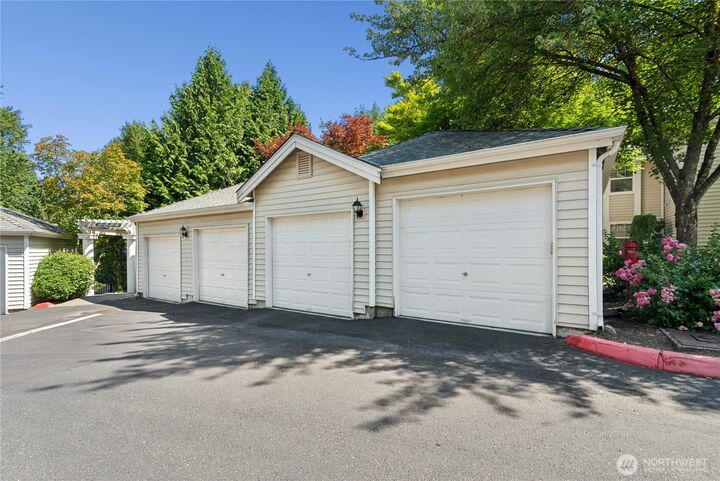 Property Photo: 2300 Jefferson Avenue NE E121 WA 98056