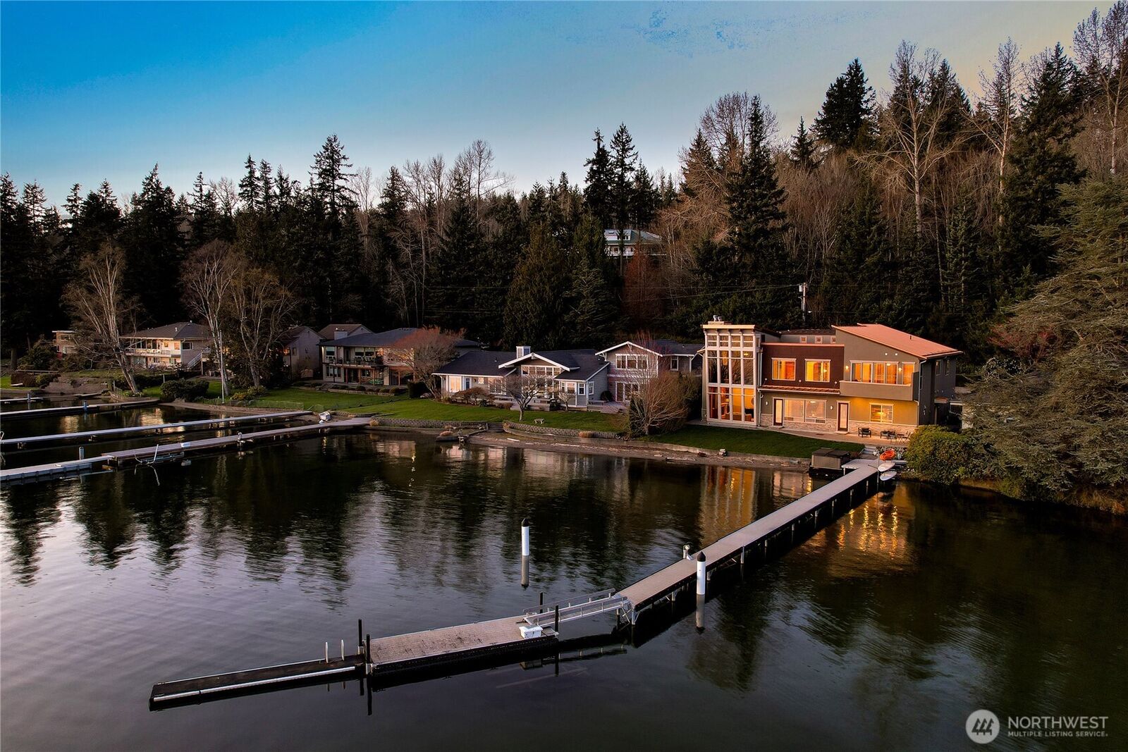 Property Photo:  2076  Dellesta Drive  WA 98226 