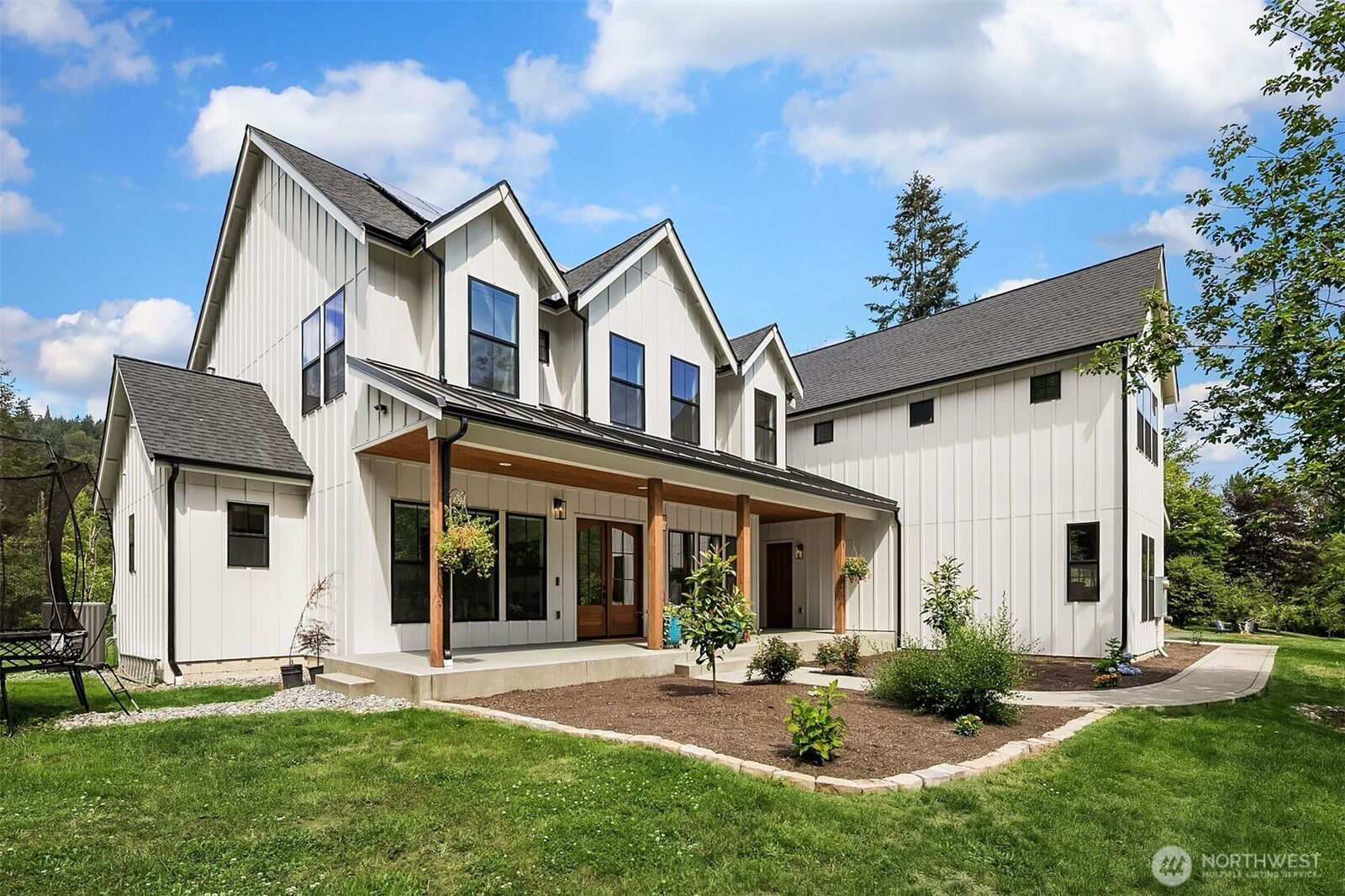 Property Photo: 24926 SE 162 Street WA 98027