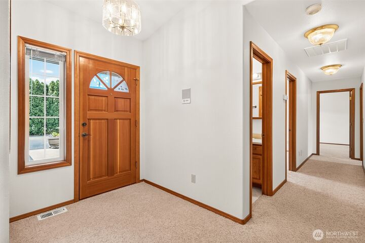 Property Photo: 1000 13th Avenue SW 18 WA 98848