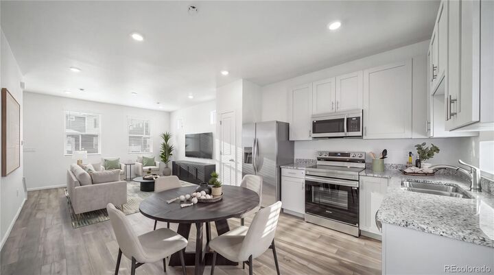 Property Photo:  638 Wagon Wheel Way  CO 80102 