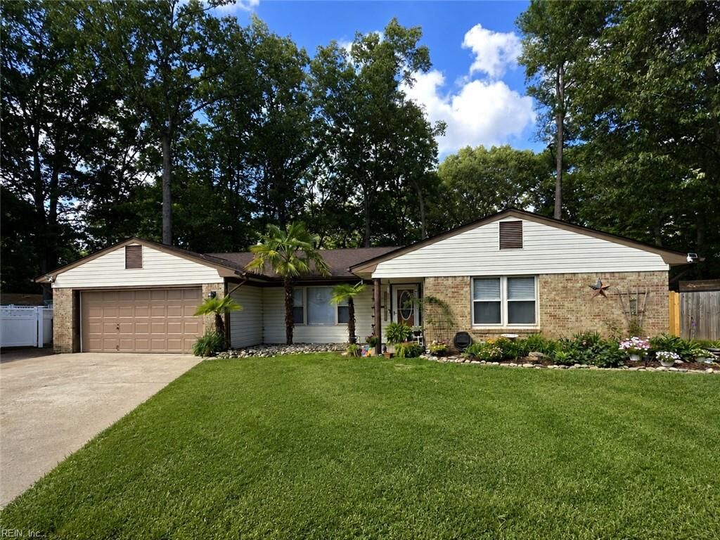 Property Photo:  4728 Skipjack Ct  VA 23464 