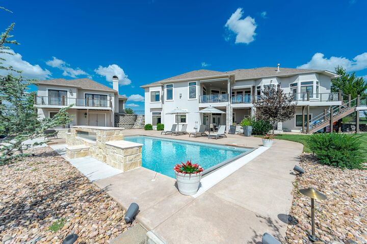 Property Photo:  2901 W Crystal Beach St  KS 67204 