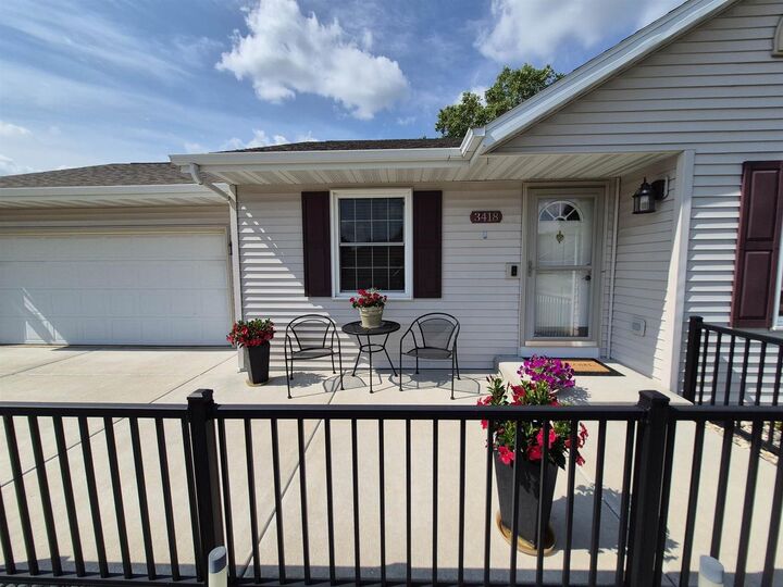 Property Photo: 3418 Buckhorn Trace WI 53548