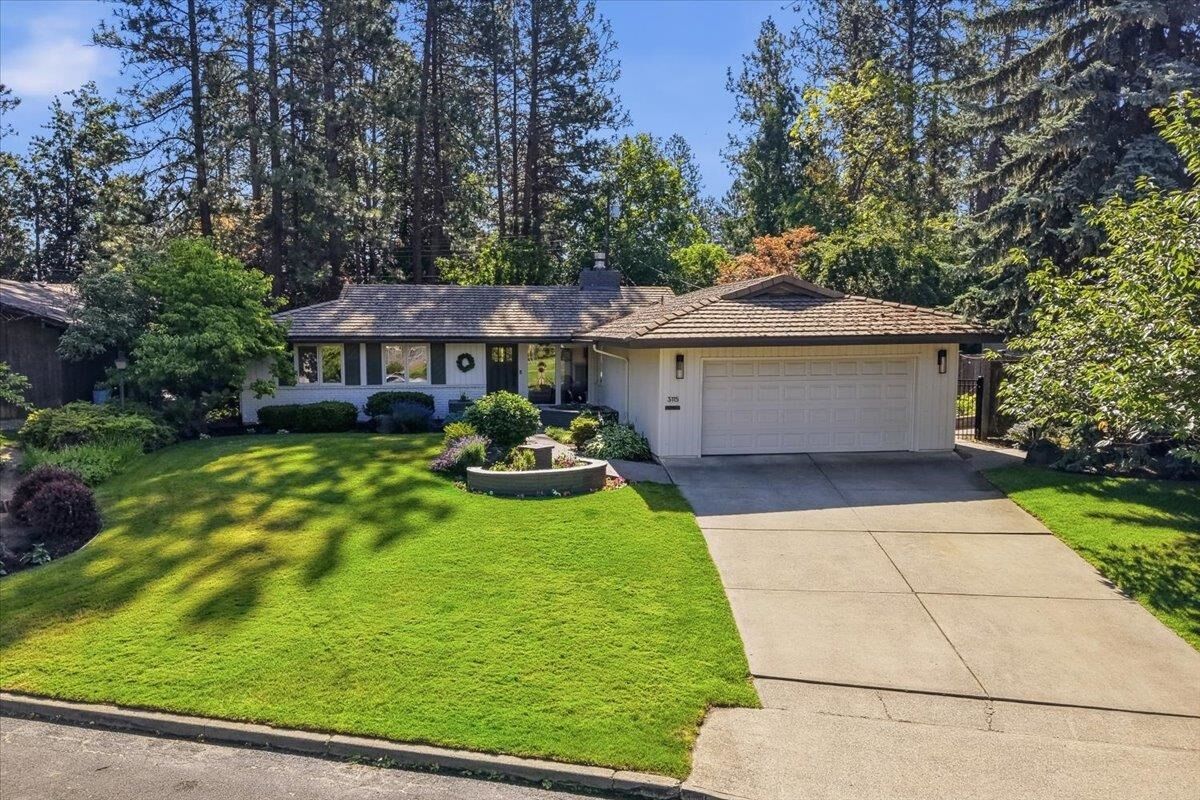 Property Photo: 3115 S Howard St WA 99203